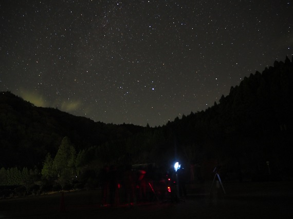 星空写真、キャンプ場から西の空。